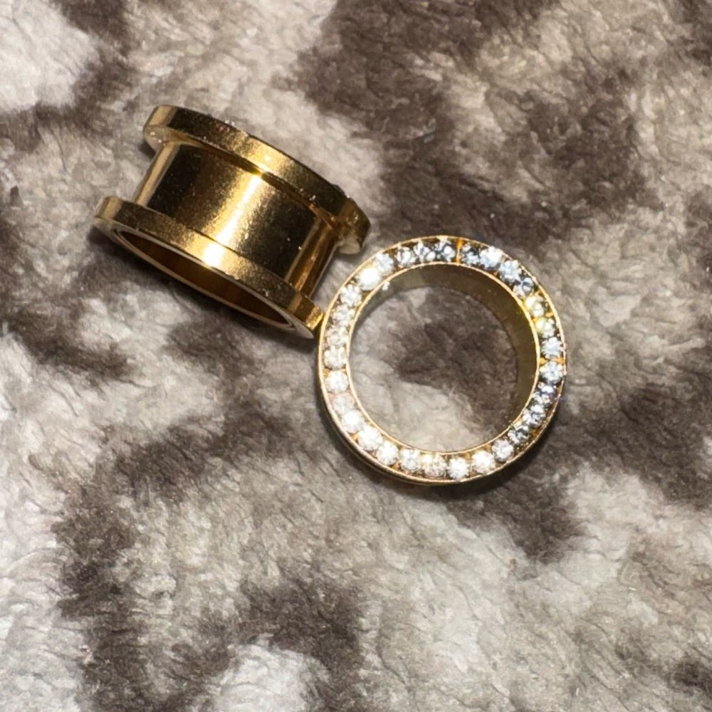 5/8 Metal Tunnels